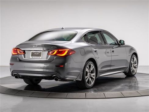 Used 2018 INFINITI Q70 L 3.7 image 5