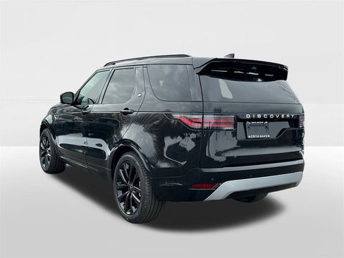 New 2026 Land Rover Discovery Limited Edition image 2