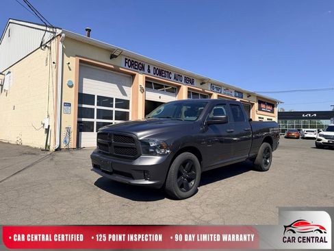 Used 2019 RAM 1500 Express w/ Express Value Package AWD/4WD image 1