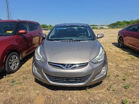 Used 2016 Hyundai Elantra Value Edition FWD image 2