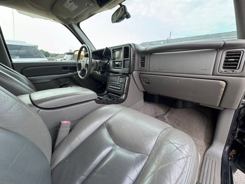 Used 2006 GMC Yukon XL Denali AWD/4WD image 34