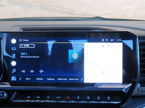 Used 2022 Chevrolet Silverado 1500 ZR2 w/ Technology Package image 22