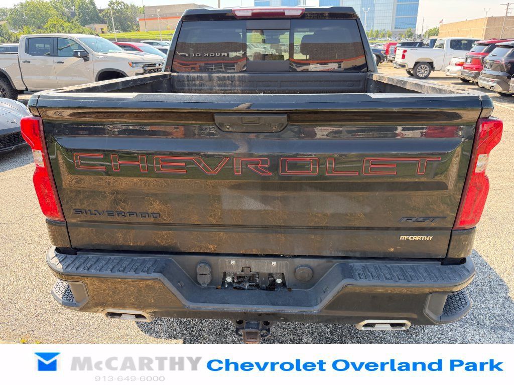 Used 2023 Chevrolet Silverado 1500 RST w/ Convenience Package II AWD/4WD image 4
