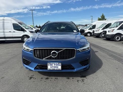 Used 2020 Volvo XC60 T8 R-Design w/ Protection Package Premier AWD/4WD image 3