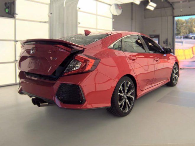 Used 2018 Honda Civic Si image 4