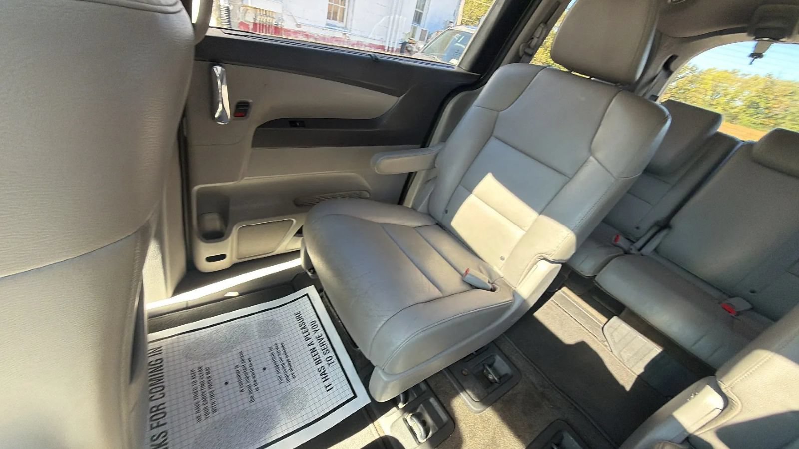 Used 2014 Honda Odyssey EX-L image 31