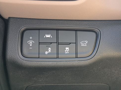 Used 2020 Hyundai Santa Fe Limited w/ Cargo Package image 22