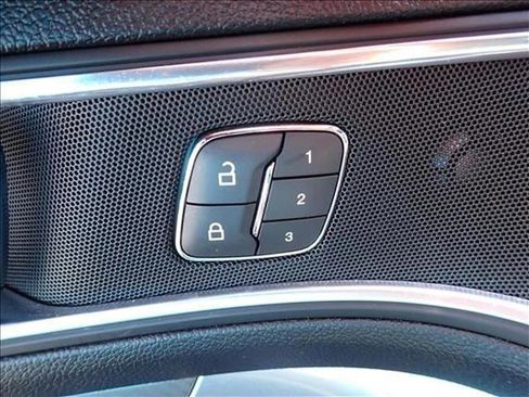 Used 2019 Ford Explorer Sport w/ Equipment Group 401A AWD/4WD image 16