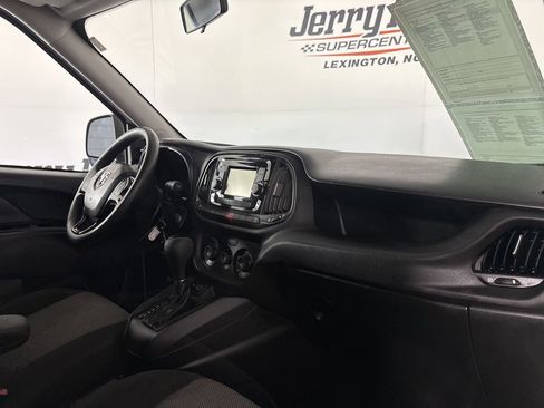 Used 2021 RAM ProMaster City Tradesman image 22