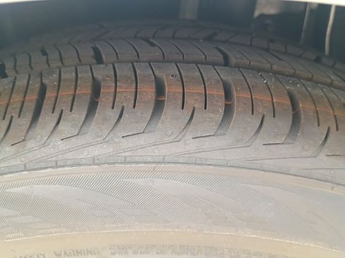 New 2025 Nissan Versa SR w/ Trunk Package image 28