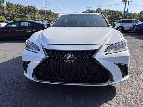 Used 2019 Lexus ES 350 F Sport w/ Accessory Package FWD image 2