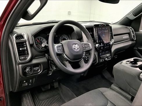 Used 2025 RAM 1500 Big Horn AWD/4WD image 17