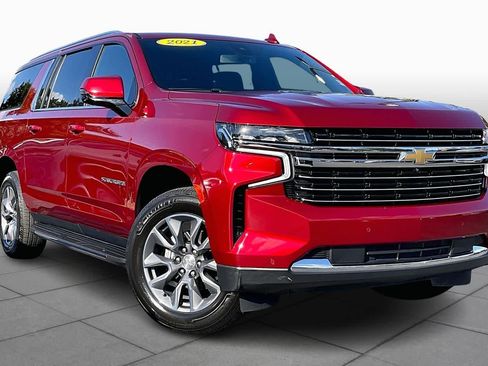Used 2021 Chevrolet Suburban LT w/ LT Signature Package image 2