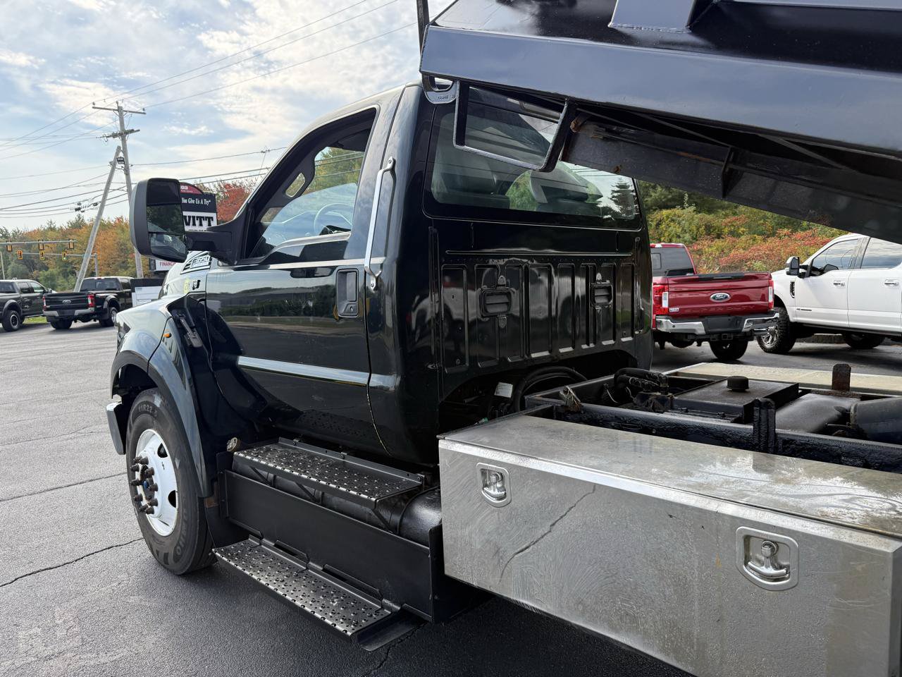 Used 2019 Ford F650 2WD Regular Cab Super Duty image 10