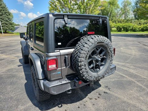 Used 2025 Jeep Wrangler Unlimited Sport S 4xe AWD/4WD image 3