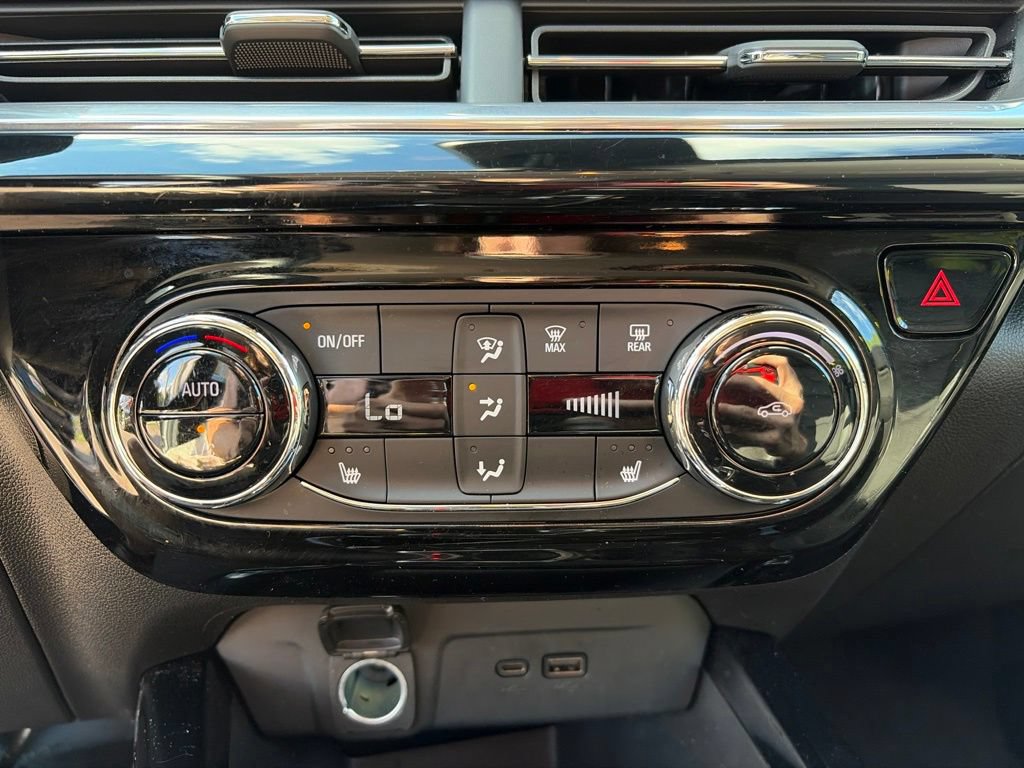Used 2024 Chevrolet Trax ACTIV w/ Driver Confidence Package FWD image 33