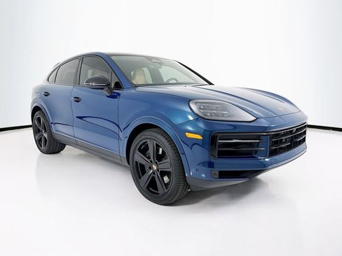 New 2026 Porsche Cayenne Coupe AWD/4WD image 7