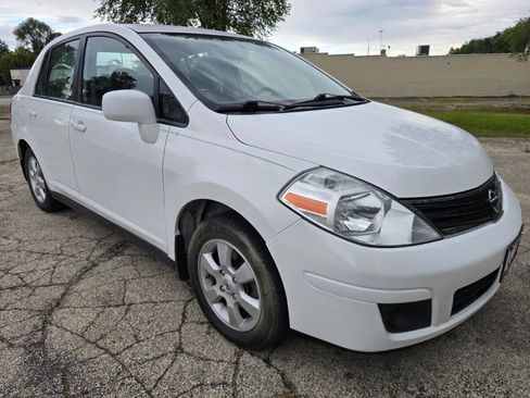 Used 2011 Nissan Versa Sedan w/ Convenience Pkg FWD image 3