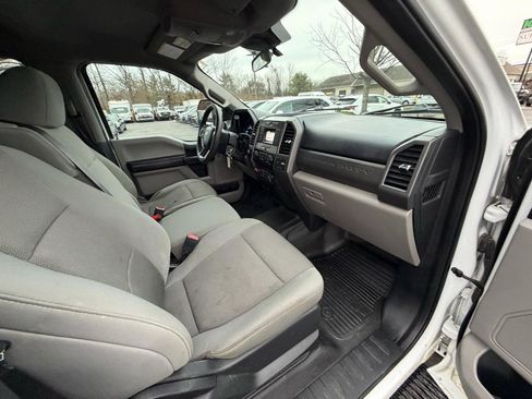Used 2020 Ford F250 XL w/ Power Equipment Group image 36