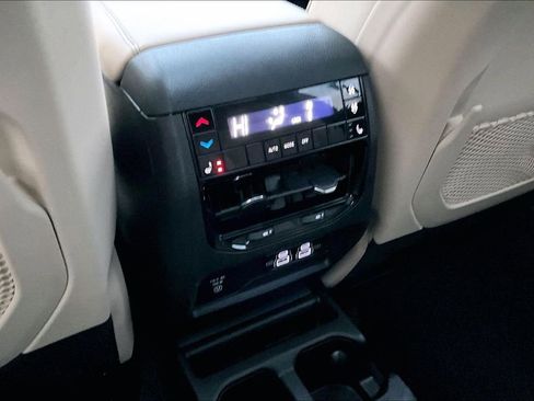 Used 2021 Jeep Grand Cherokee L Limited w/ Trailer Tow Group (B) image 10