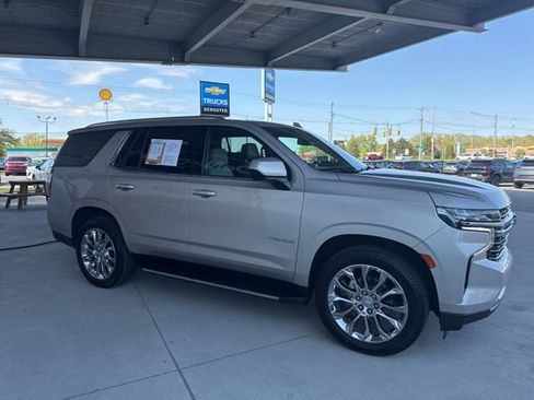 Used 2022 Chevrolet Tahoe LT AWD/4WD image 3