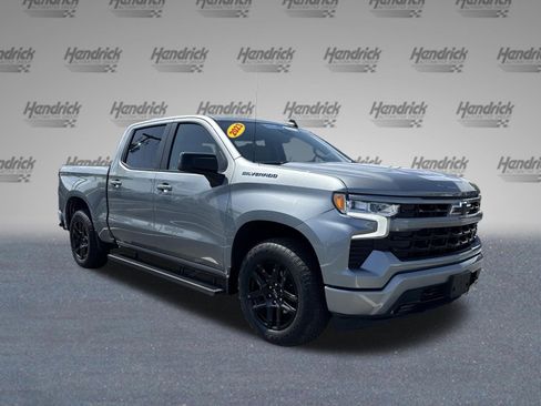 Used 2023 Chevrolet Silverado 1500 RST AWD/4WD image 2