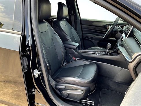 Used 2023 Jeep Compass High Altitude image 7