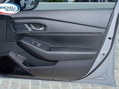 Certified 2025 Honda Accord SE image 12
