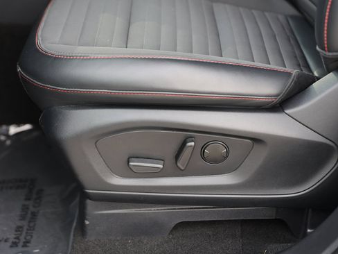 Certified 2025 Ford Explorer ST-Line image 21