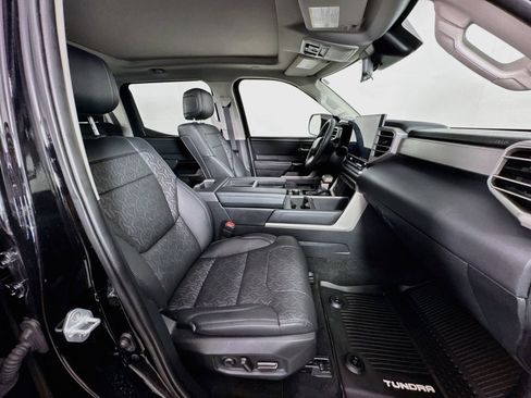 Used 2023 Toyota Tundra Limited AWD/4WD image 29