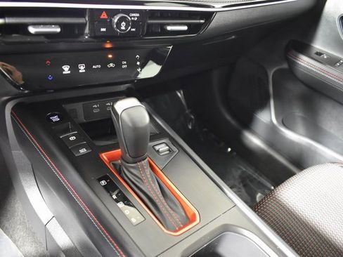 Certified 2025 Nissan Kicks SR image 23