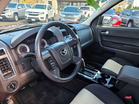 Used 2008 MAZDA Tribute i image 9