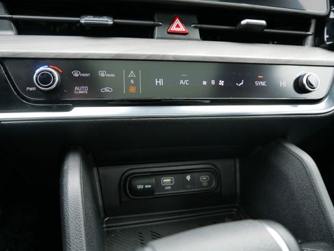 Used 2023 Kia Sportage X-Line w/ X-Line Premium Package image 30