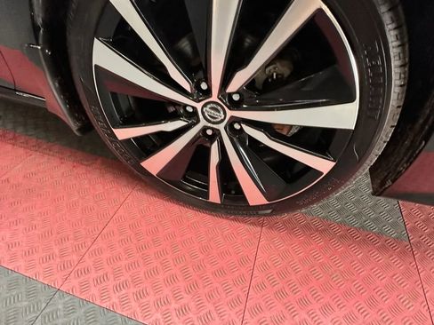 Used 2019 Nissan Altima 2.5 Platinum FWD image 36