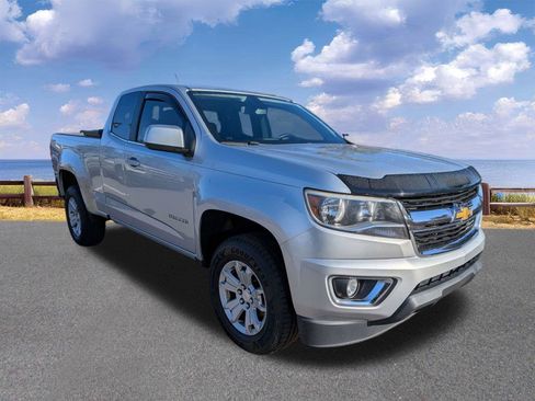 Used 2016 Chevrolet Colorado LT w/ LT Convenience Package image 10
