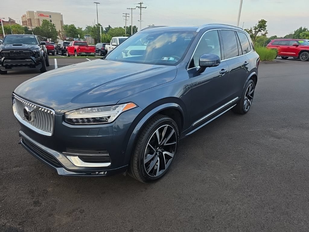 Used 2024 Volvo XC90 B6 Ultimate AWD/4WD image 3