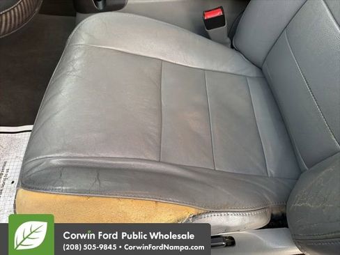 Used 2005 Ford F250 XLT image 24