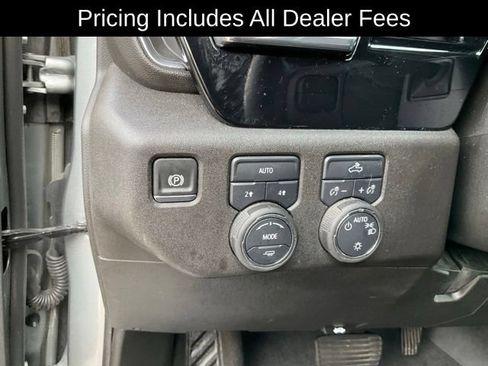 Used 2025 Chevrolet Silverado 1500 LT AWD/4WD image 9