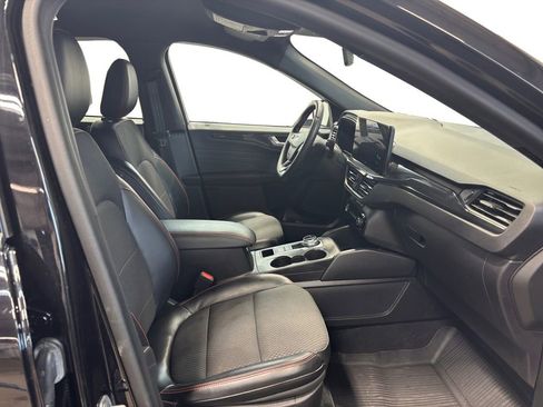 Used 2023 Ford Escape ST-Line w/ Tech Pack #1 AWD/4WD image 15