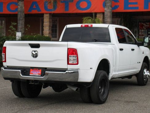 Used 2023 RAM 3500 Big Horn w/ Level 1 Equipment Group AWD/4WD image 11