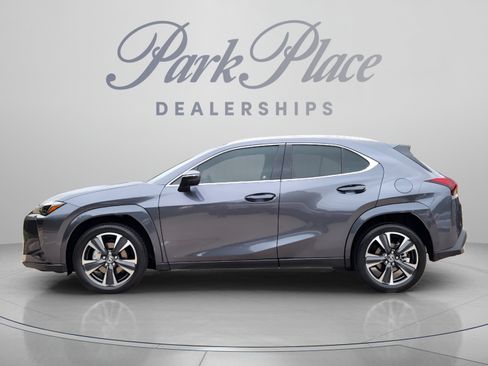 New 2026 Lexus UX 300h FWD image 2