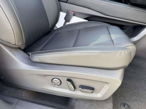 New 2026 Nissan Murano Platinum w/ Cargo Package AWD/4WD image 9