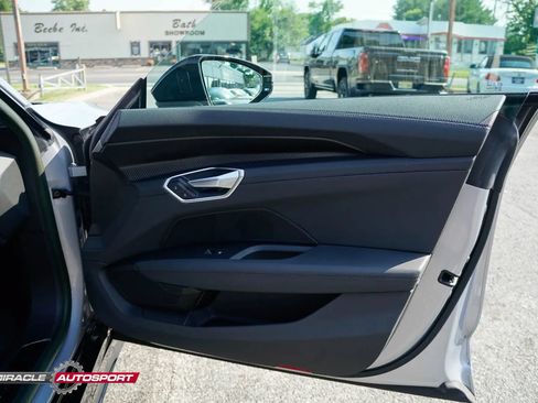Used 2022 Audi e-tron GT Premium Plus AWD/4WD image 27