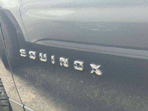 Used 2022 Chevrolet Equinox LT w/ Driver Convenience Package image 24