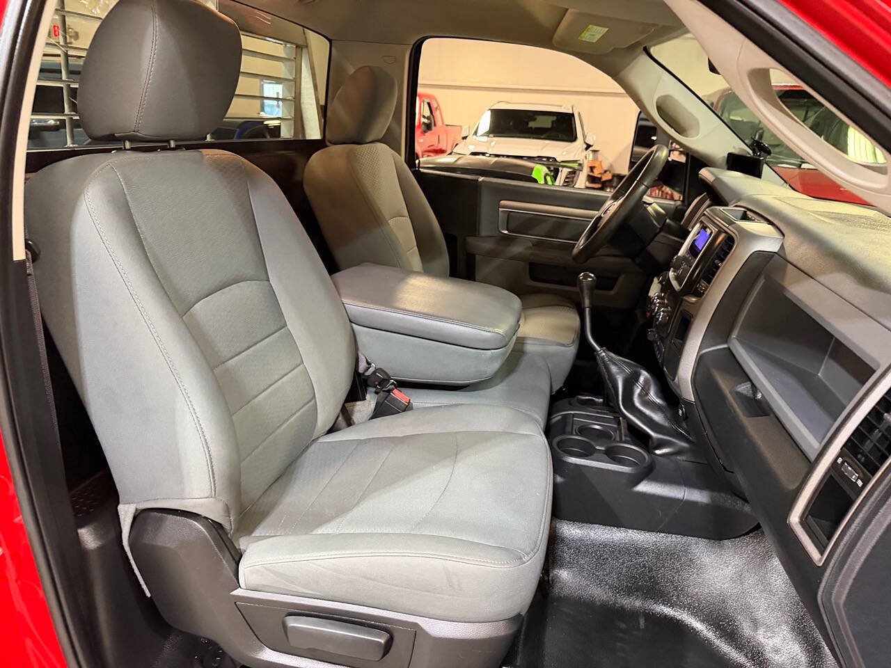 Used 2016 RAM 3500 Tradesman w/ Power & Remote Entry Group AWD/4WD image 13