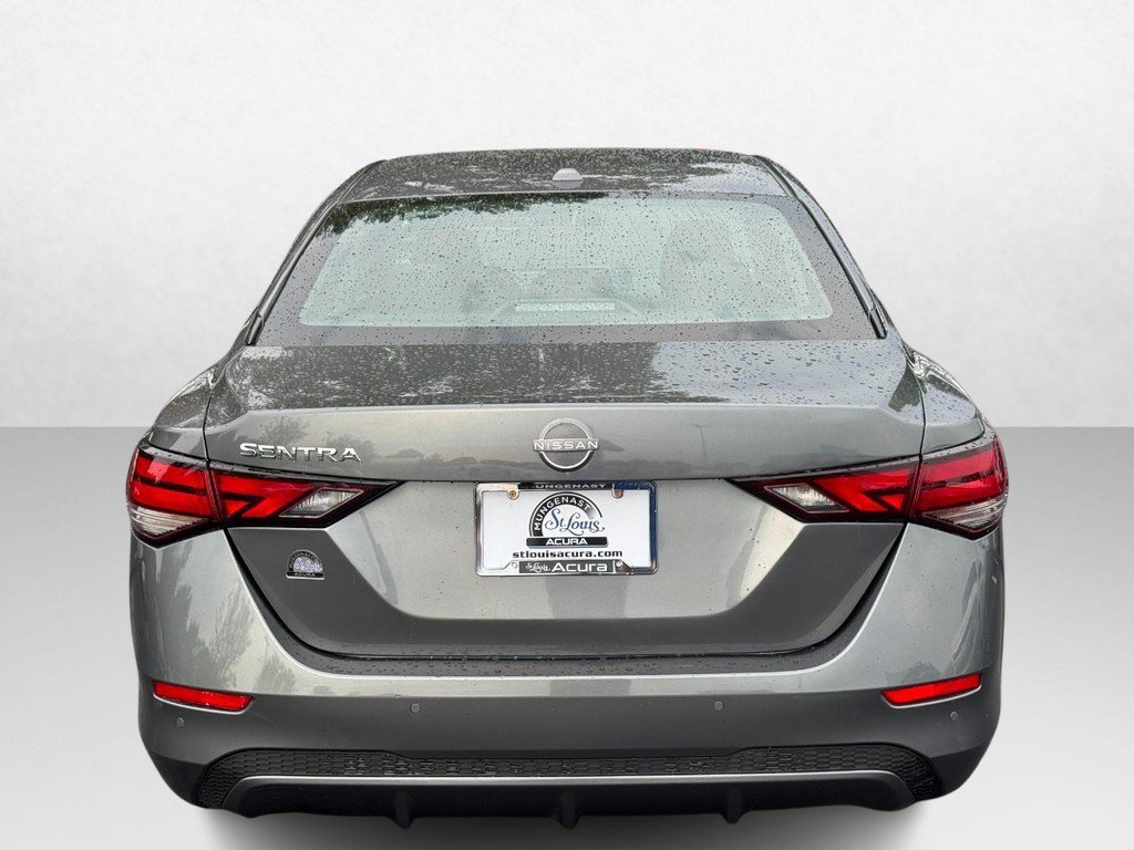 Used 2025 Nissan Sentra SV FWD image 5