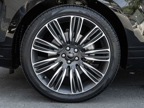 Used 2022 Land Rover Range Rover Velar R-Dynamic S image 15