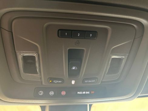 Used 2019 GMC Sierra 1500 SLT w/ SLT Premium Plus Package RWD image 62
