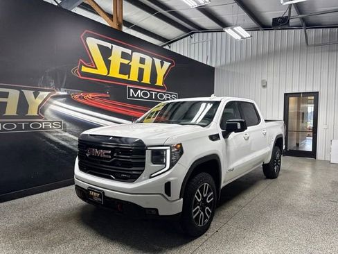 Used 2023 GMC Sierra 1500 AT4 w/ AT4 Premium Package AWD/4WD image 1