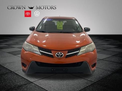 Used 2015 Toyota RAV4 LE FWD image 2